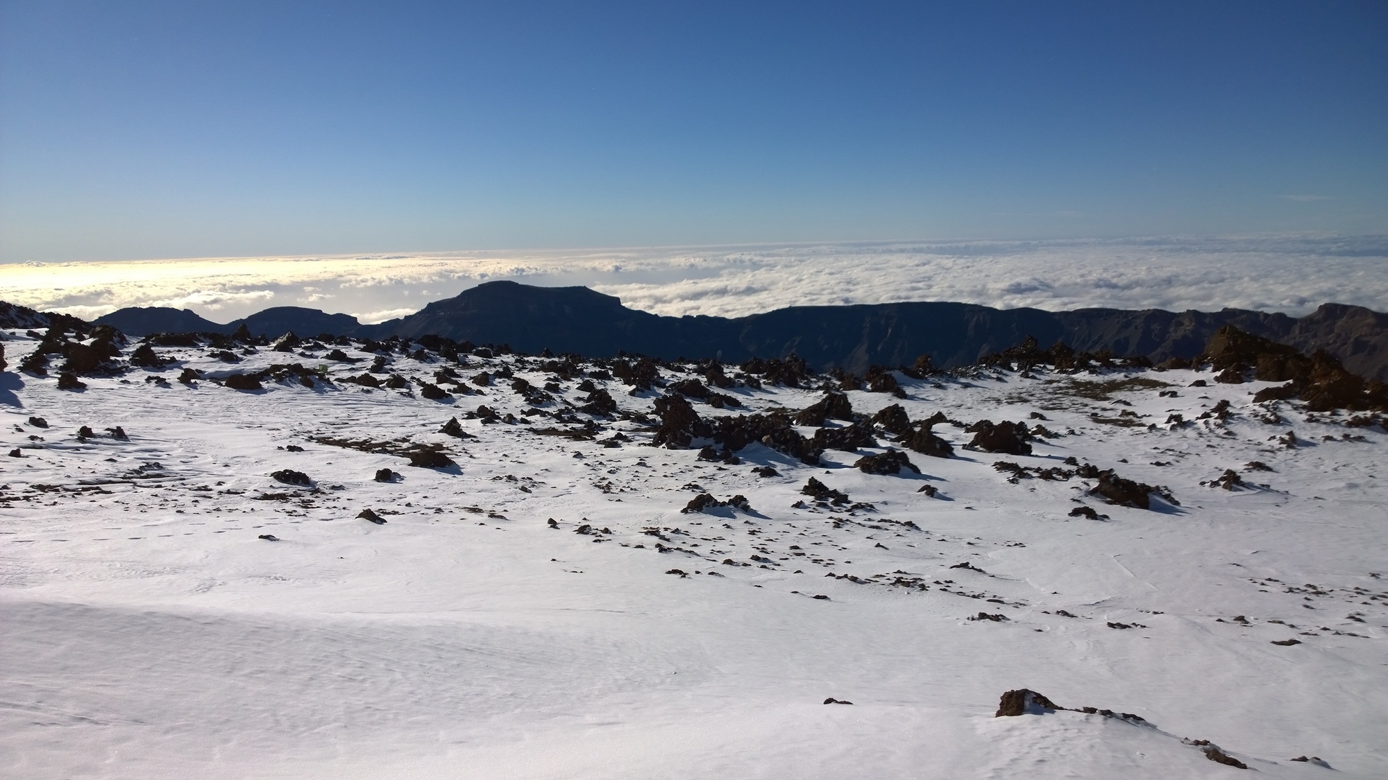 Blick vom alten Krater richtung La Gomera