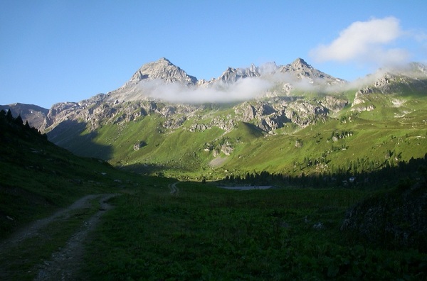 Sonnenaufgang an der Lizumer Htte