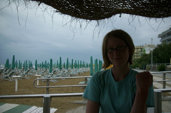 Strandbar vor aufziehendem schlechten Wetter