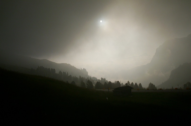 Aufziehende Wolken am Grdner Joch