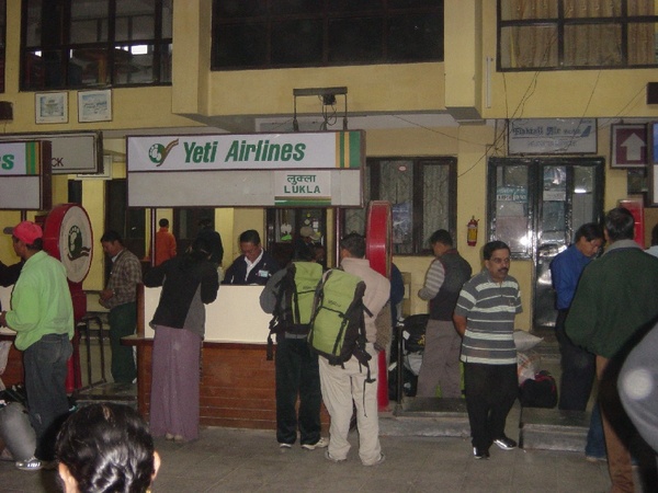 Kathmandu, Flughafen