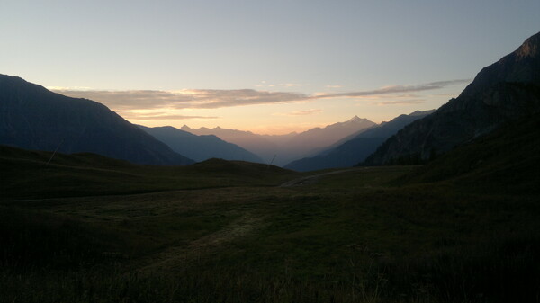 Sonnenaufgang ber Courmayeur